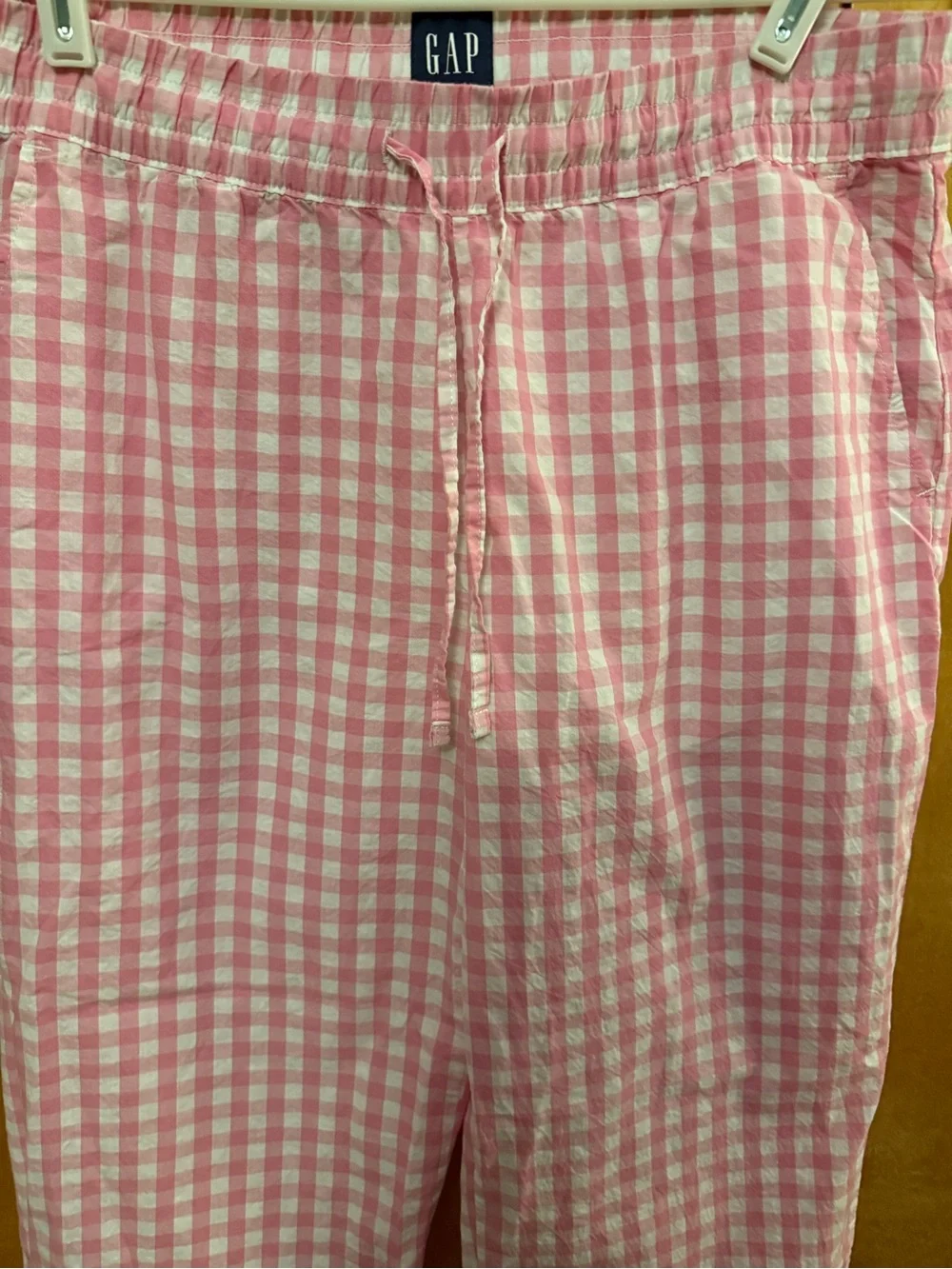 GAP 100% Cotton Pink and White Gingham Pajama Bottoms size medium